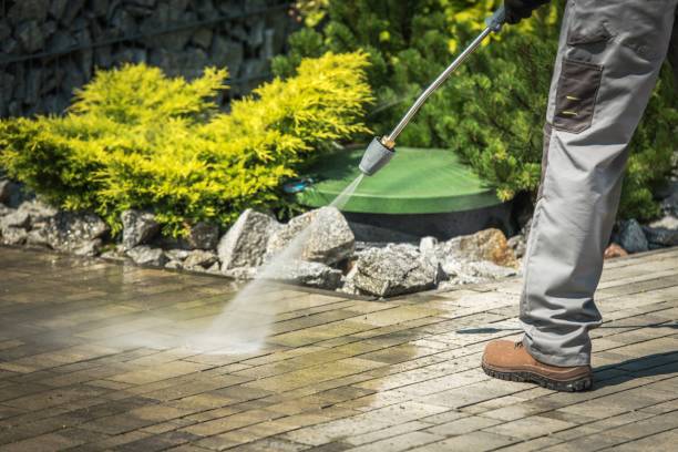 Best Patio and Deck Pressure Washing  in Moweaqua, IL
