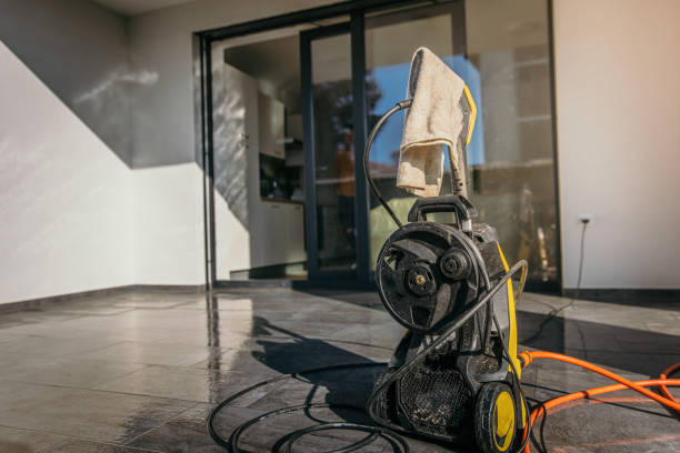 Best Rust Removal  in Moweaqua, IL
